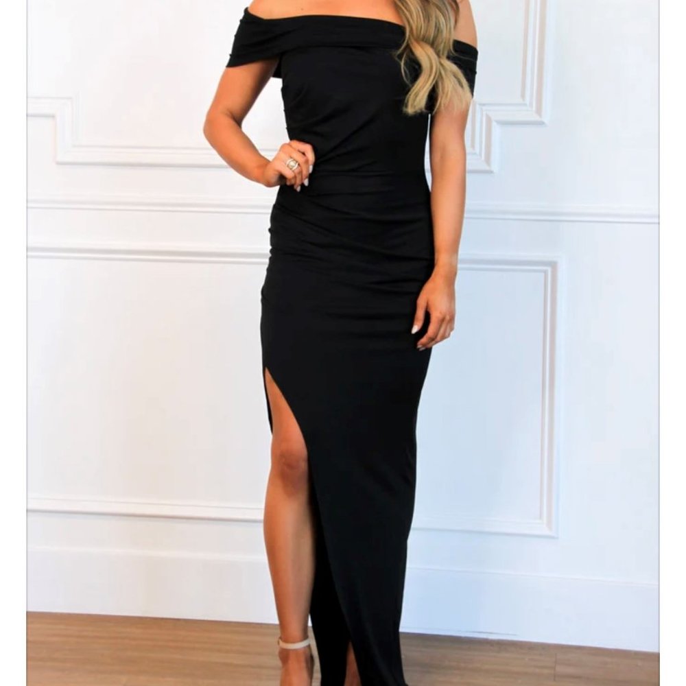 DRESS DAY SMALL BLACK OFF THE SHOULDER MAXI DRESS
